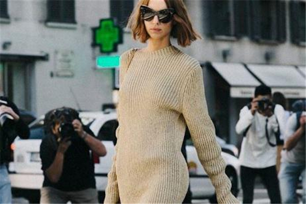 时尚毛衣裙,柔软的毛衣