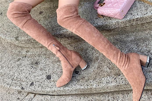 靴子老是往下滑怎么办,靴子老是往下滑怎么办抖音 靴子老是往下滑怎么办,靴子老是往下滑怎么办抖音