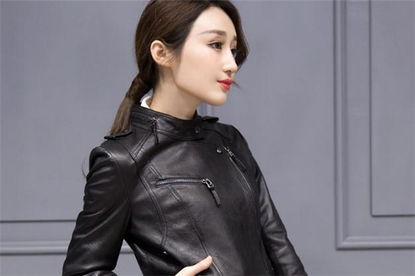 皮夹克有异味怎么去除,皮夹克怎么去味