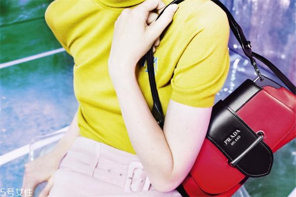 普拉达官网价格图片,普拉达的价格