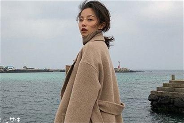 澳毛大衣价格大概多少,高支澳毛大衣一般多少钱 澳毛大衣价格大概多少,高支澳毛大衣一般多少钱