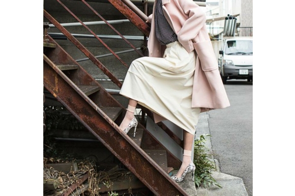 蕾丝衣服怎么搭配图片,蕾丝衣服怎么搭配外套