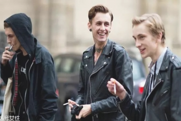 黑色皮衣怎么搭配好看图片大全,皮衣怎样搭配好看