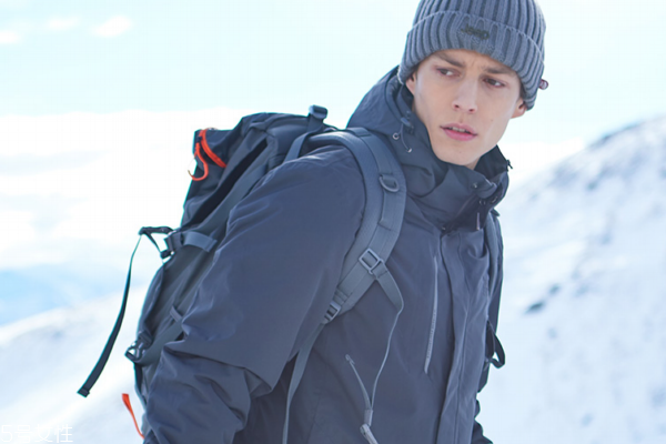 为什么叫冲锋衣,冲锋衣为什么叫冲锋衣?