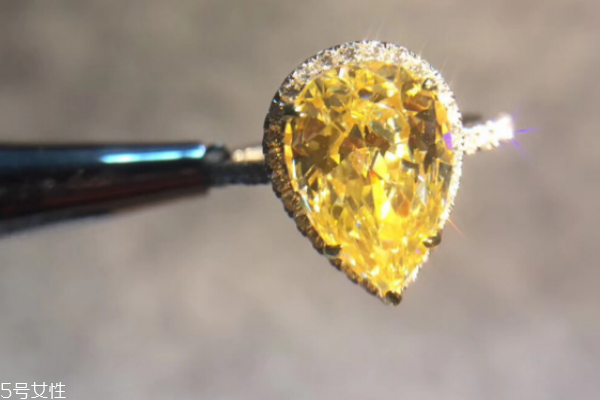 蒂芙尼黄钻戒指价格,蒂芙尼黄钻戒指价格查询