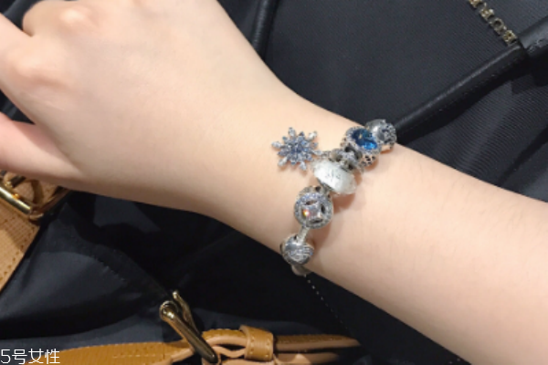 潘多拉雪花吊坠真假辨别,潘多拉雪花手链