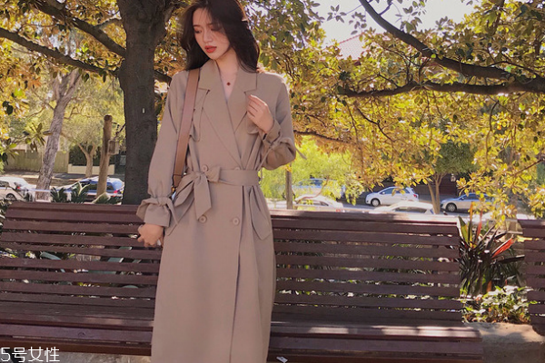 长款风衣图片,风衣的种类