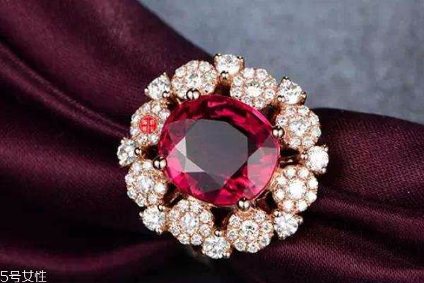 什么是卢比来碧玺,卢比来碧玺是什么意思?多少钱一克拉