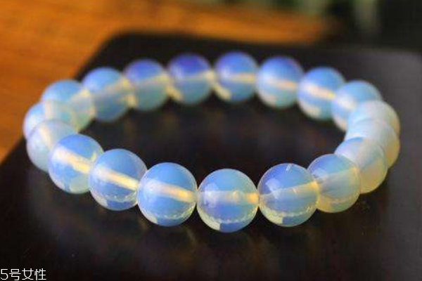 蛋白石的价格是多少钱,蛋白石多少钱 蛋白石的价格是多少钱,蛋白石多少钱