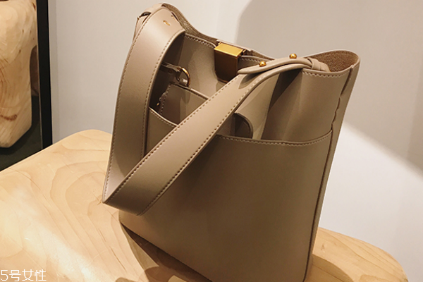 pu皮包包怎么清洗和保养,PU皮包包怎么清洗