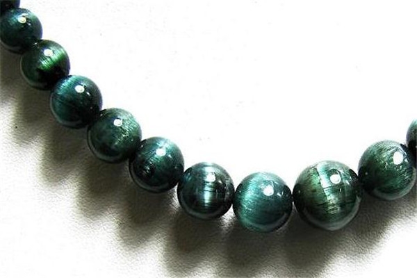 猫眼碧玺的功效和作用,猫眼蓝碧玺的功效