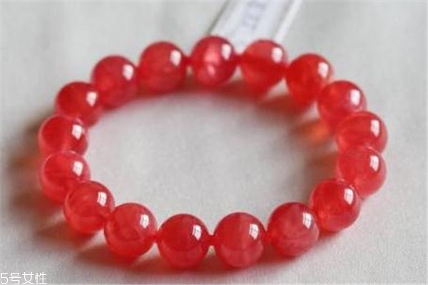 红纹石的功效和作用佩戴禁忌,南红石的功效和作用 红纹石的功效和作用佩戴禁忌,南红石的功效和作用