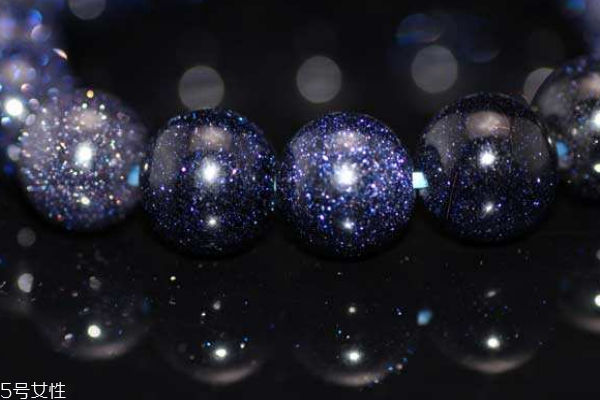 蓝砂石的功效和作用佩戴禁忌,星空蓝砂石的功效和作用 蓝砂石的功效和作用佩戴禁忌,星空蓝砂石的功效和作用