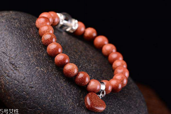 金沙石的功效和作用佩戴禁忌,金沙石值钱吗 金沙石的功效和作用佩戴禁忌,金沙石值钱吗