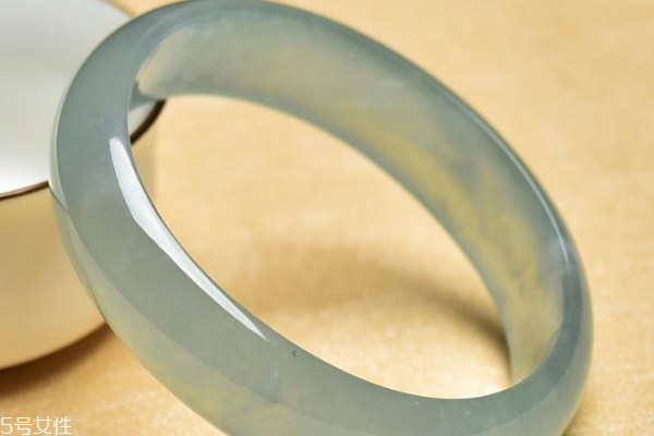 晴水翡翠手镯价格,晴水镯子价格