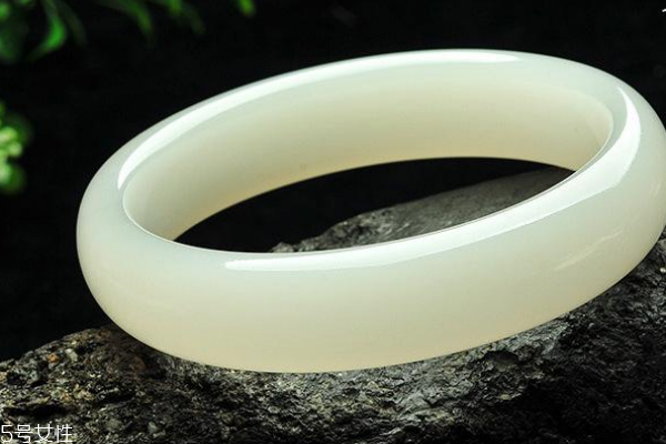 昆仑玉怎么鉴定真假细节很关键,昆仑玉怎么辨别真假