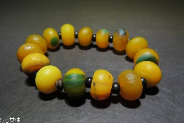 黄玛瑙手链价格,黄玛瑙手链价格一般是多少