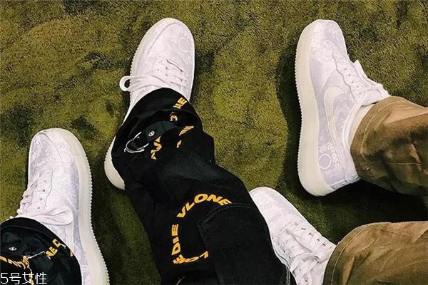 af1白丝绸怎么洗,af1白丝绸脏了怎么清洗 af1白丝绸怎么洗,af1白丝绸脏了怎么清洗