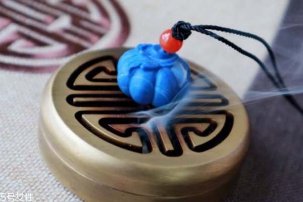 如何鉴别青金石真假,青金石真假辨别,方法原来这么简单!