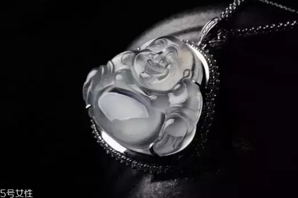 翡翠弥勒佛怎么挑选,翡翠弥勒佛吊坠价值