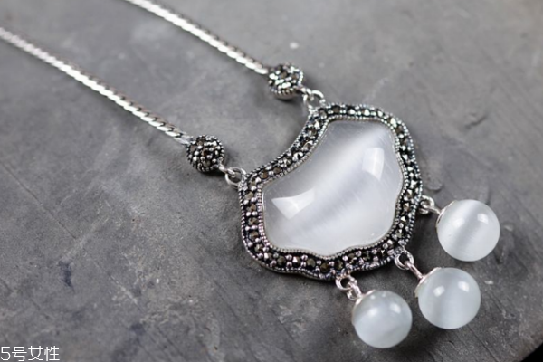 猫眼石项链一般多少钱,猫眼石项链图片及价格