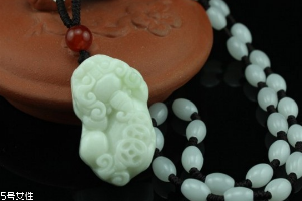 蓝田玉吊坠价格及图片,蓝田玉吊坠价格一般多少钱 蓝田玉吊坠价格及图片,蓝田玉吊坠价格一般多少钱