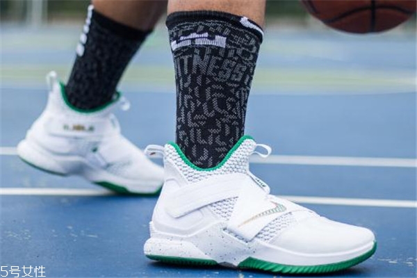 士兵12适合后卫吗,士兵14适合后卫吗