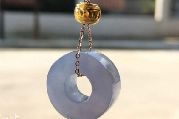 紫罗兰翡翠代表什么含义,紫罗兰是翡翠吗 紫罗兰翡翠代表什么含义,紫罗兰是翡翠吗