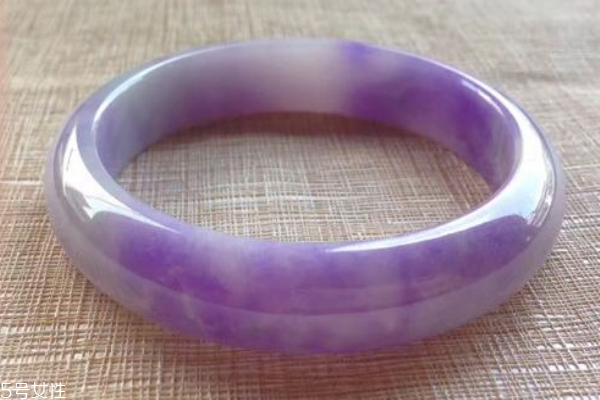 紫罗兰翡翠手镯价格,紫罗兰翡翠玉镯一般要多少钱