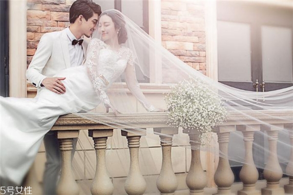 一般拍婚纱照几套衣服,拍婚纱照一般几套衣服比较好 一般拍婚纱照几套衣服,拍婚纱照一般几套衣服比较好