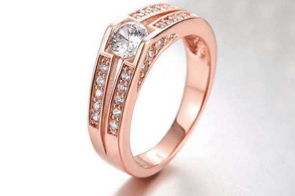 k金戒指怎么清洗最亮,k金戒指发黄了怎么清洗 k金戒指怎么清洗最亮,k金戒指发黄了怎么清洗