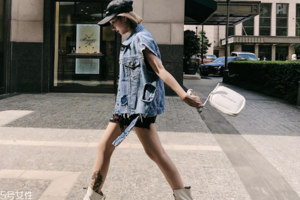 牛仔马甲外套,牛仔衣配马甲