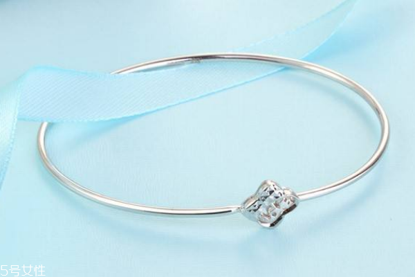 铂金手镯怎么清洗更亮,铂金手镯怎么清洗 铂金手镯怎么清洗更亮,铂金手镯怎么清洗