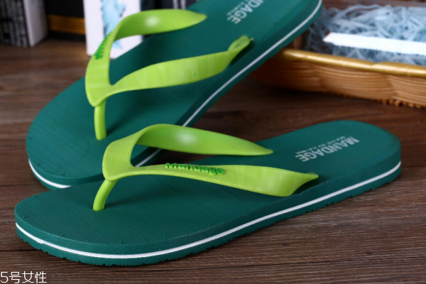 孕妇可以穿人字拖吗?,人字拖怎么穿 孕妇可以穿人字拖吗?,人字拖怎么穿