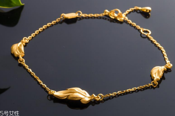 黄金手链可以戴右手吗?,黄金手链戴左手还是右手