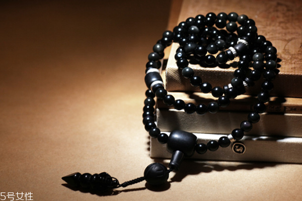 砭石手链一般多少钱,砭石手串价格