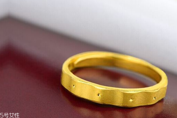 黄金戒指抛光一次损耗多少,戒指抛光会有损耗吗 黄金戒指抛光一次损耗多少,戒指抛光会有损耗吗