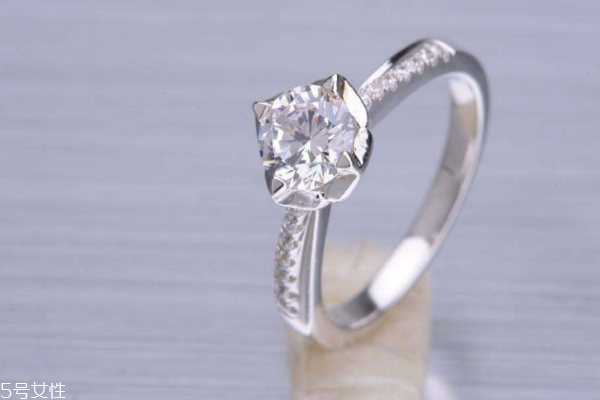 铂金戒指划痕有什么处理妙招,铂金戒指有划痕怎么修复 铂金戒指划痕有什么处理妙招,铂金戒指有划痕怎么修复