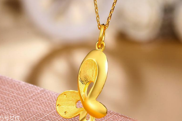 戴黄金项链有什么好处和坏处,男人戴黄金项链有什么好处 戴黄金项链有什么好处和坏处,男人戴黄金项链有什么好处