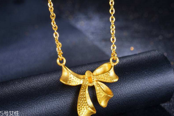 黄金项链搭配什么吊坠好看,黄金项链吊坠图片大全