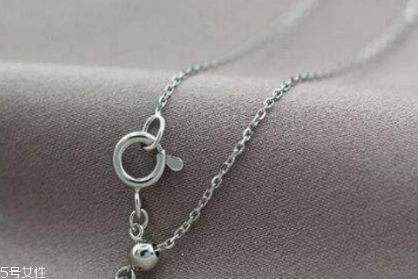 铂金项链打结了怎么办,黄金项链打结了快速解决方法