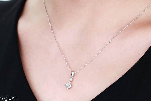 黄金项链可以加长吗,金项链有点短怎么加长