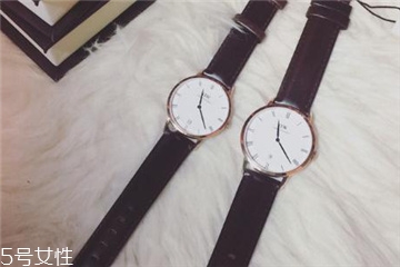 dw手表最便宜的多少钱一个,dw手表价格一般多少 贵不贵