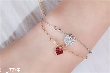 施华洛世奇手链什么材质做的,施华洛世奇手链什么材质的