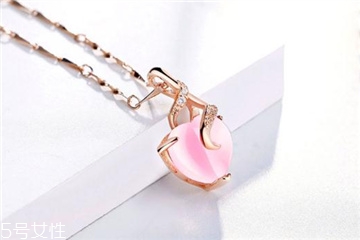 彩金项链断了能修吗大概怎么收费,彩金的项链断了可以修吗