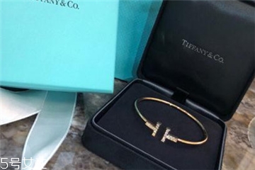 蒂芙尼手镯是什么材质,蒂芙尼的手镯