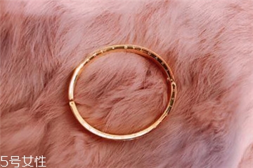 钛钢钻石手镯多少钱,钛钢钻石手镯35017多少钱