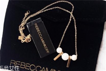 沙金项链会掉色吗,18k金项链会变色吗