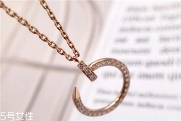 卡地亚钉子项链的寓意是勾财,卡地亚钉子项链的寓意爱情