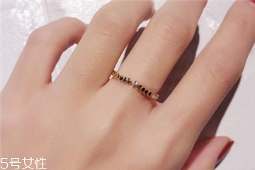 黄金戒指多少钱一克,男士黄金戒指一般多少克